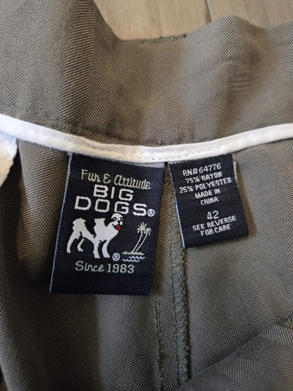 Big Dogs Men's Light Olive Flat Front Shorts